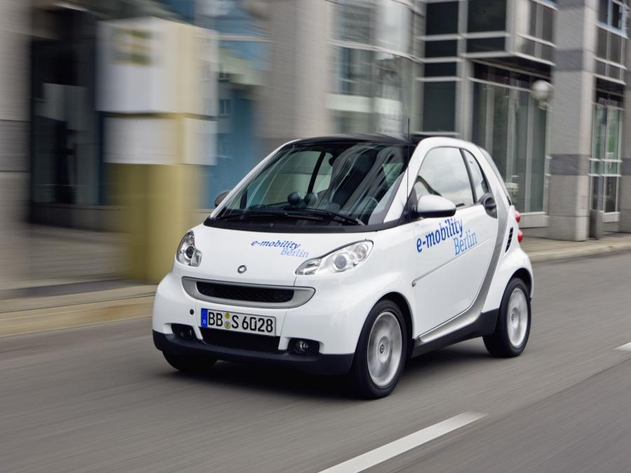  Smart ForTwo Electric Drive 2009 года  (фото 2 из 42)